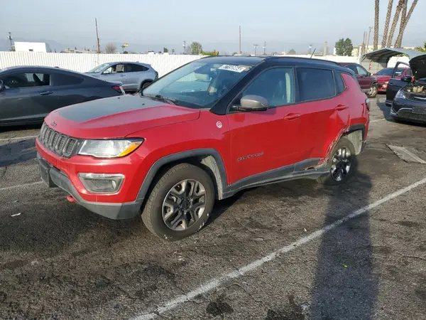 3C4NJDDB1JT198730 2018 JEEP COMPASS - Image 1