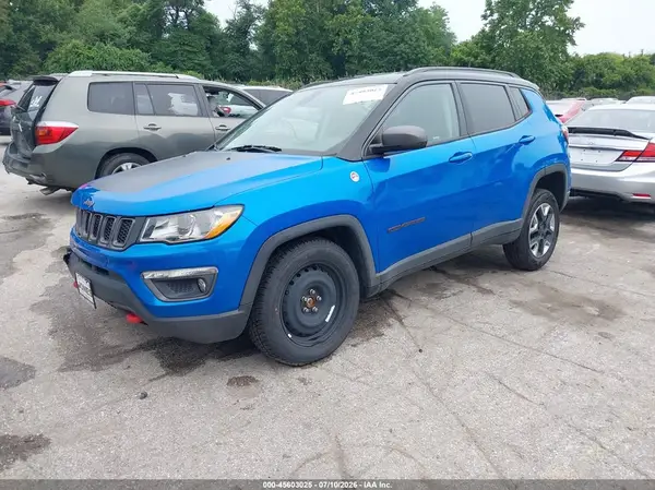 3C4NJDDB1JT212688 2018 JEEP COMPASS - Image 2