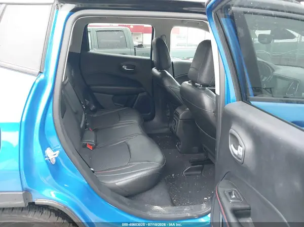 3C4NJDDB1JT212688 2018 JEEP COMPASS - Image 8