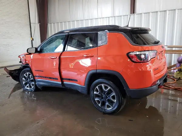 3C4NJDDB1JT230530 2018 JEEP COMPASS - Image 2