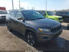 3C4NJDDB1JT232066 2018 JEEP COMPASS