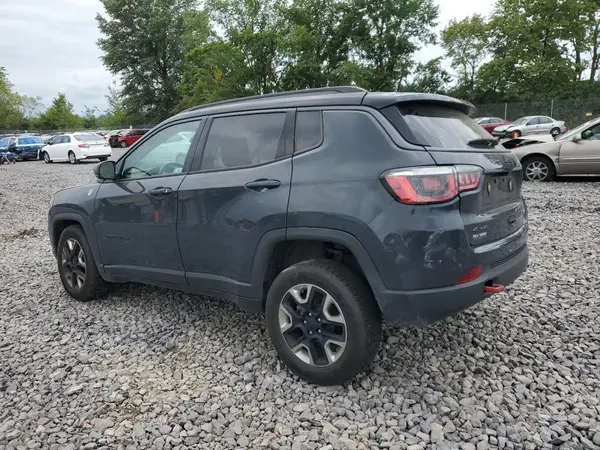 3C4NJDDB1JT376829 2018 JEEP COMPASS - Image 2