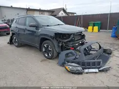 3C4NJDDB1JT417475 2018 JEEP COMPASS