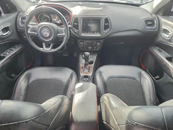 3C4NJDDB1JT419291 2018 JEEP COMPASS - Image 8