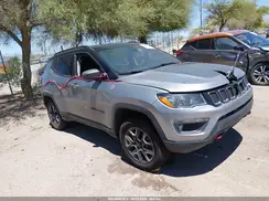 3C4NJDDB1JT441615 2018 JEEP COMPASS