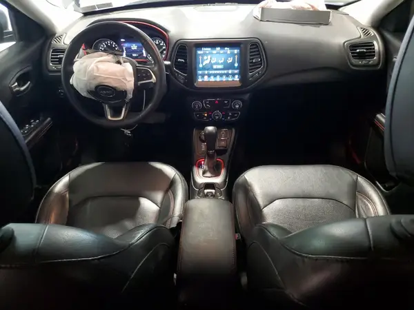 3C4NJDDB1JT457751 2018 JEEP COMPASS - Image 8