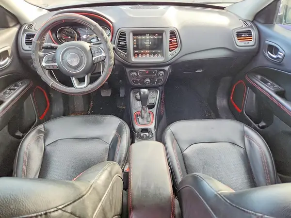 3C4NJDDB1JT485839 2018 JEEP COMPASS - Image 8