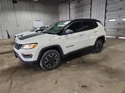 3C4NJDDB1KT618102 2019 JEEP COMPASS