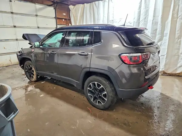 3C4NJDDB1KT620075 2019 JEEP COMPASS - Image 2