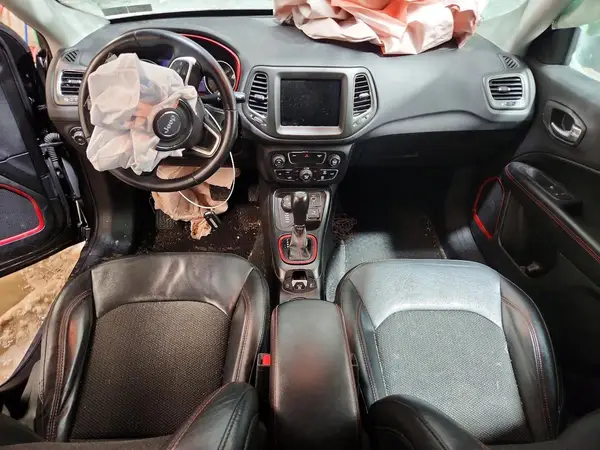 3C4NJDDB1KT620075 2019 JEEP COMPASS - Image 8