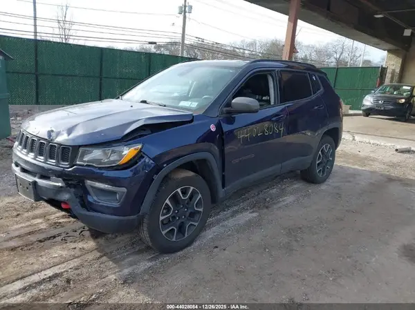 3C4NJDDB1KT620433 2019 JEEP COMPASS - Image 2