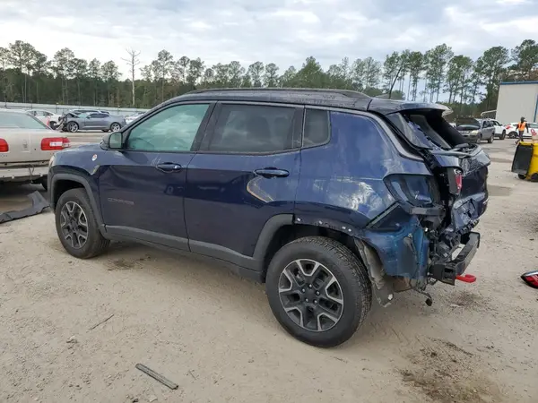 3C4NJDDB1KT622389 2019 JEEP COMPASS - Image 2