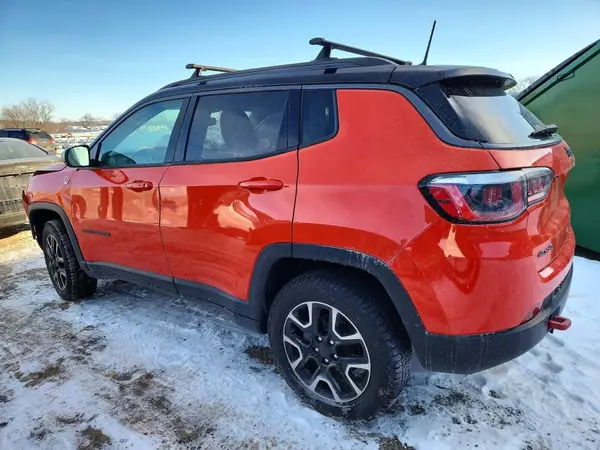 3C4NJDDB1KT650175 2019 JEEP COMPASS - Image 2