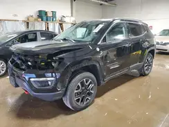 3C4NJDDB1KT660608 2019 JEEP COMPASS