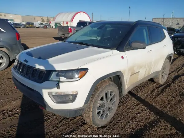 3C4NJDDB1KT666974 2019 JEEP COMPASS - Image 2