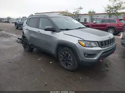 3C4NJDDB1KT667784 2019 JEEP COMPASS