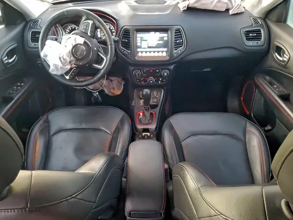 3C4NJDDB1KT675352 2019 JEEP COMPASS - Image 8