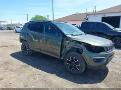 3C4NJDDB1KT682530 2019 JEEP COMPASS