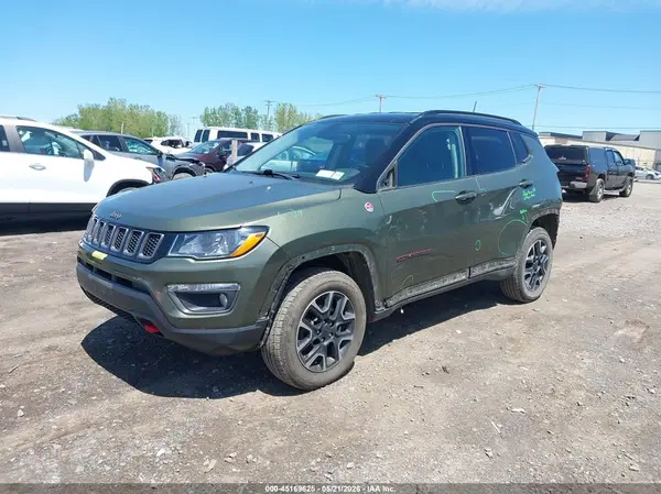 3C4NJDDB1KT682530 2019 JEEP COMPASS - Image 2