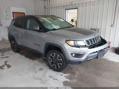 3C4NJDDB1KT686058 2019 JEEP COMPASS