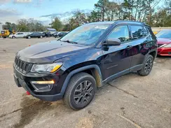 3C4NJDDB1KT690725 2019 JEEP COMPASS