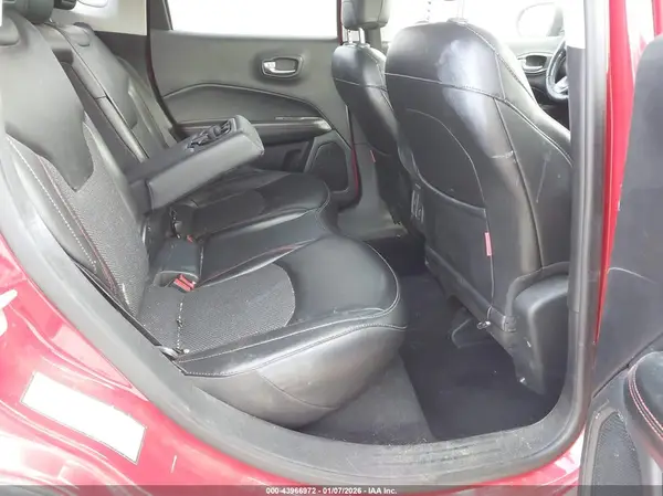 3C4NJDDB1KT712934 2019 JEEP COMPASS - Image 8