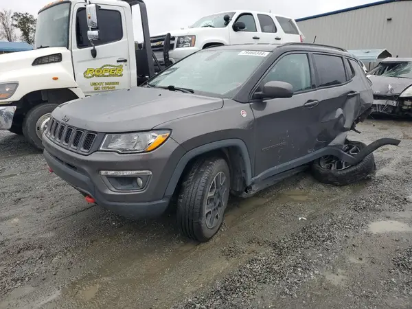 3C4NJDDB1KT721827 2019 JEEP COMPASS - Image 1