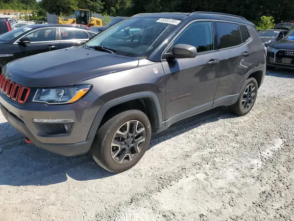 3C4NJDDB1KT722170 2019 JEEP COMPASS - Image 1
