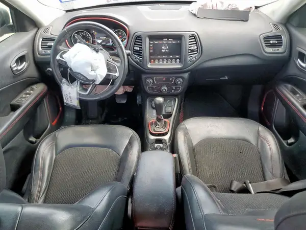 3C4NJDDB1KT733489 2019 JEEP COMPASS - Image 8