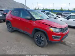 3C4NJDDB1KT733735 2019 JEEP COMPASS
