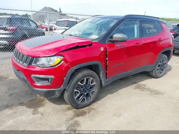 3C4NJDDB1KT733735 2019 JEEP COMPASS - Image 2
