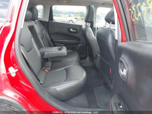 3C4NJDDB1KT733735 2019 JEEP COMPASS - Image 8