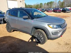 3C4NJDDB1KT744833 2019 JEEP COMPASS