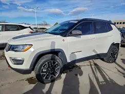 3C4NJDDB1KT748249 2019 JEEP COMPASS