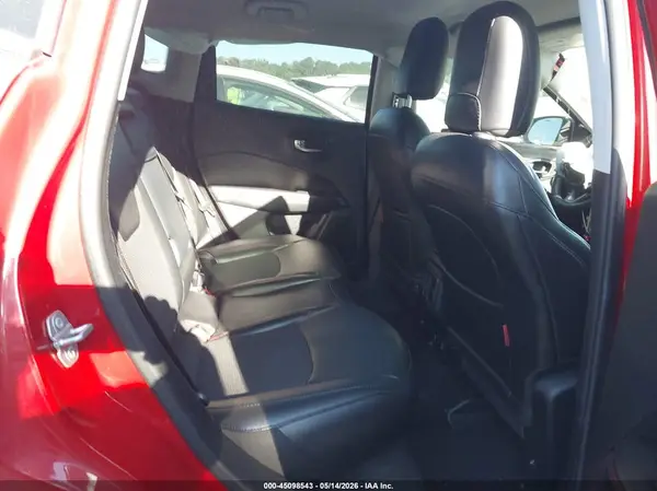 3C4NJDDB1KT766427 2019 JEEP COMPASS - Image 8