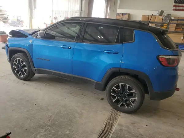 3C4NJDDB1KT775676 2019 JEEP COMPASS - Image 2