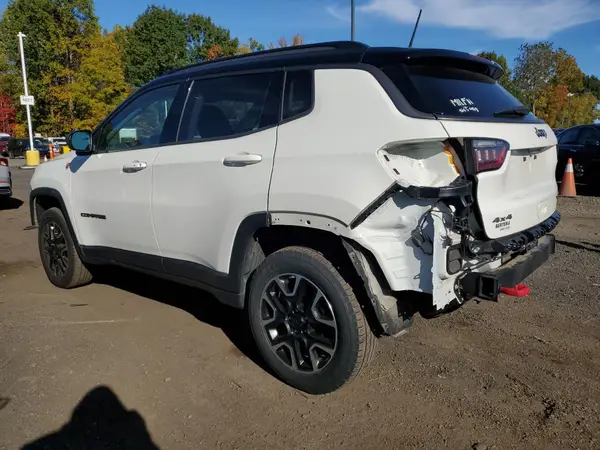 3C4NJDDB1KT775984 2019 JEEP COMPASS - Image 2