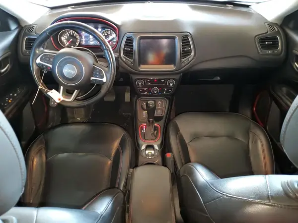 3C4NJDDB1KT780246 2019 JEEP COMPASS - Image 8