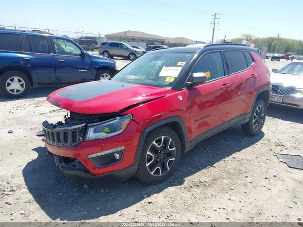 3C4NJDDB1KT796771 2019 JEEP COMPASS - Image 2