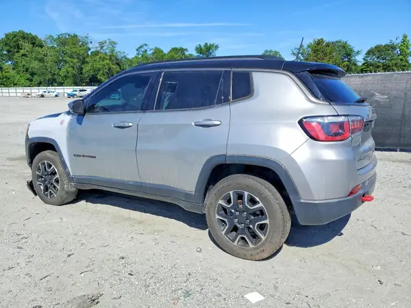 3C4NJDDB1LT170705 2020 JEEP COMPASS - Image 2