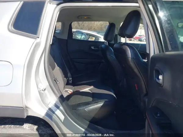 3C4NJDDB1LT202889 2020 JEEP COMPASS - Image 8