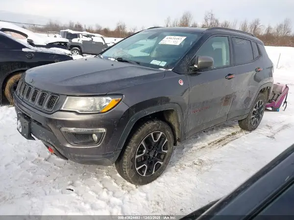 3C4NJDDB1LT207736 2020 JEEP COMPASS - Image 2
