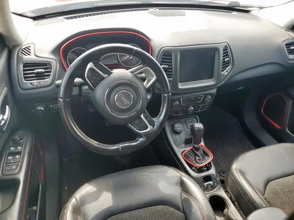 3C4NJDDB1LT208062 2020 JEEP COMPASS - Image 8