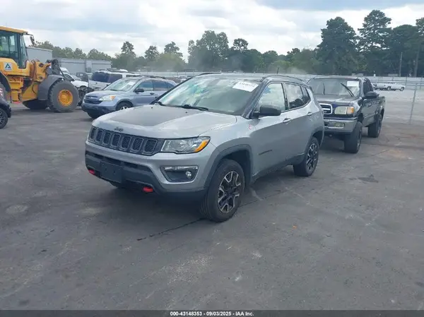 3C4NJDDB1LT208188 2020 JEEP COMPASS - Image 2