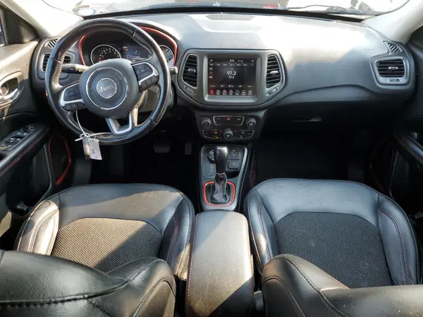 3C4NJDDB1LT215352 2020 JEEP COMPASS - Image 8