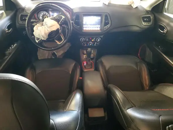 3C4NJDDB1MT511778 2021 JEEP COMPASS - Image 8