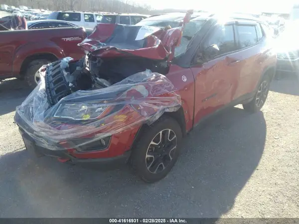 3C4NJDDB1MT547924 2021 JEEP COMPASS - Image 2