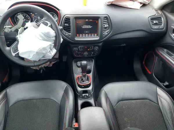 3C4NJDDB1MT553402 2021 JEEP COMPASS - Image 8