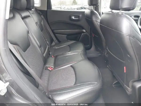 3C4NJDDB1MT564870 2021 JEEP COMPASS - Image 8