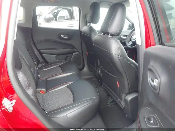3C4NJDDB1MT569681 2021 JEEP COMPASS - Image 8